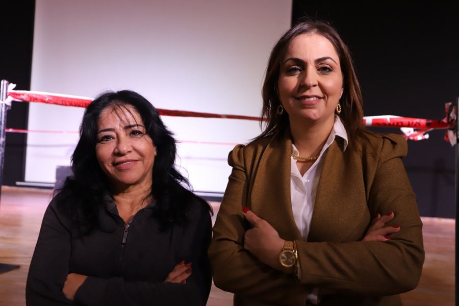 كفر قرع : مسرحية 